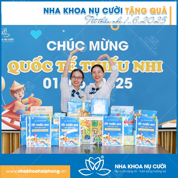 Nha Khoa Nụ Cười Tặng Quà Tết Thiếu Nhi 1/6