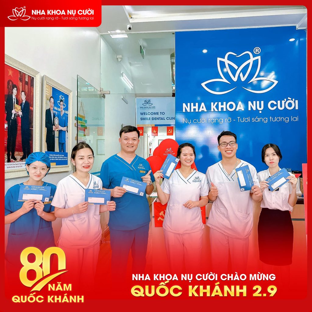 nha-khoa-nu-cuoi
