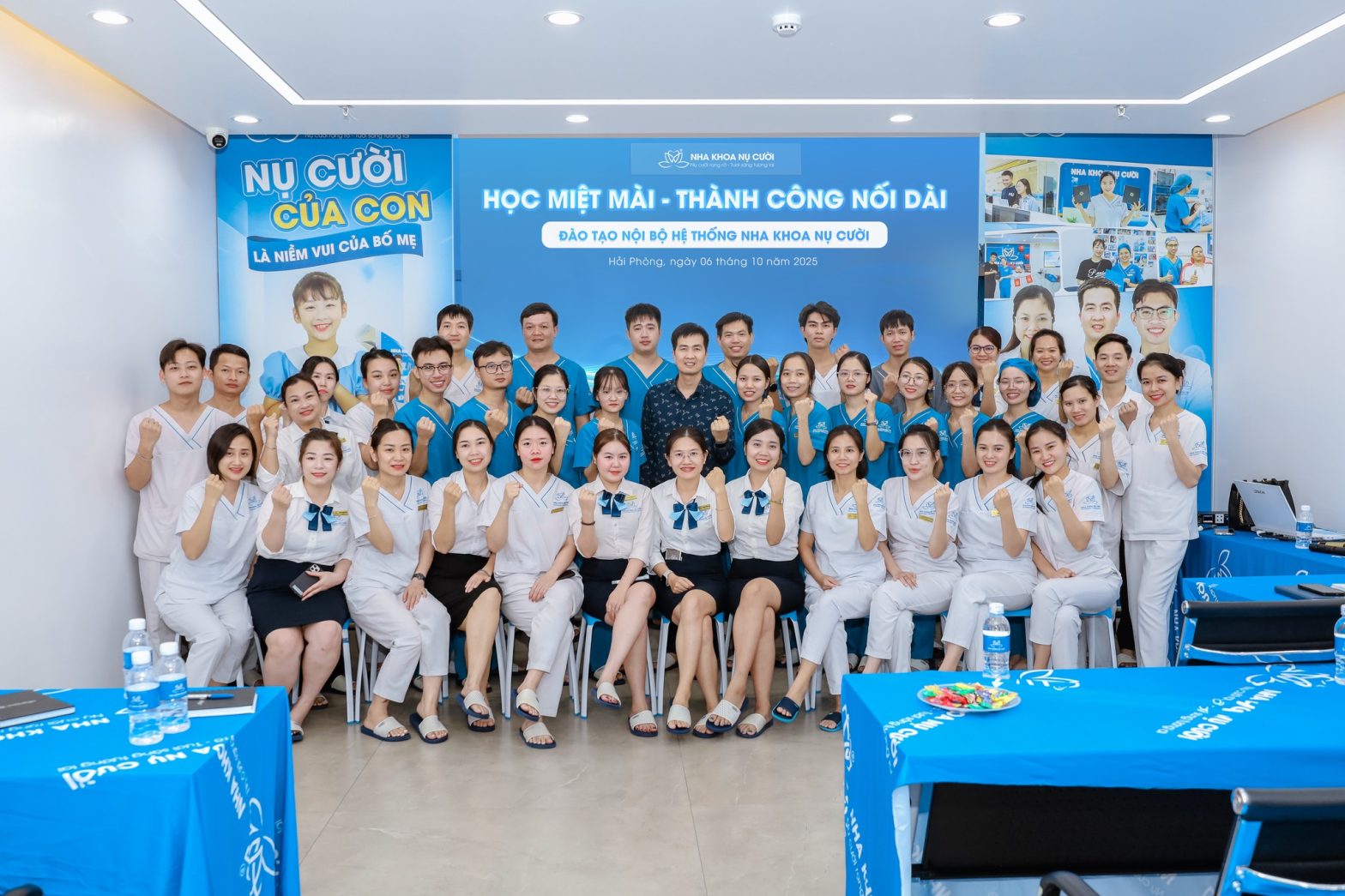 ĐÀO TẠO NỘI BỘ TOÀN HỆ THỐNG NHA KHOA NỤ CƯỜI